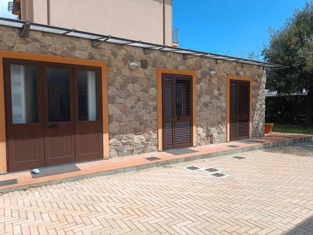 Villa Indipendente in vendita a San Benedetto, Cascina