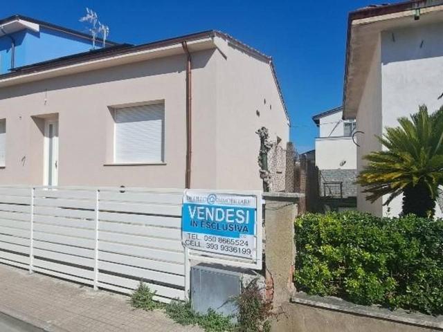 Villa Indipendente in vendita a Casciavola, Cascina