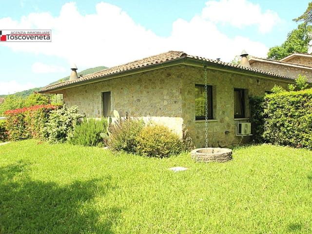 Villa Indipendente in vendita a Farneta, Bagni Di Lucca Ponte