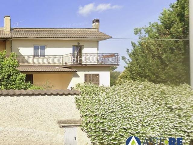 Villa Indipendente in vendita a Valle Carniera, Aprilia