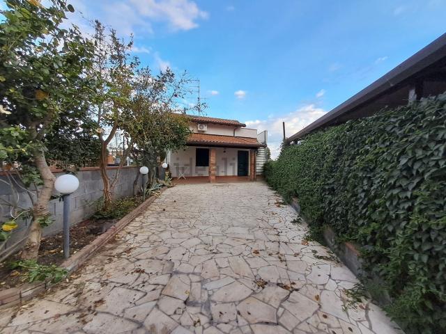 Casa in affitto a Acireale, Sicilia