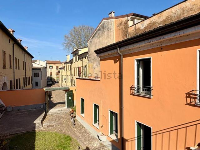 Casa in affitto a Fiera-Catena, Mantova