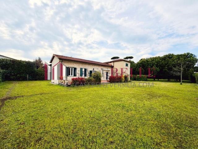 Casa in affitto a Vittoria Apuana, Forte Dei Marmi