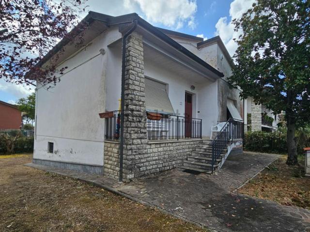 Casa in affitto a Collesalvetti, Toscana