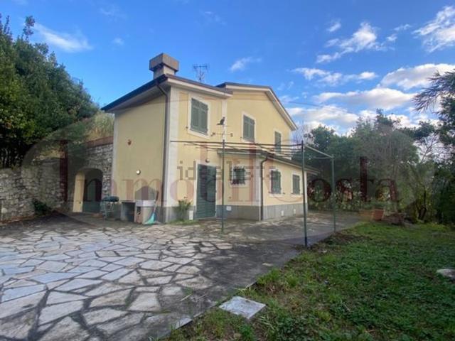 Casa in affitto a San Salvatore, Cogorno