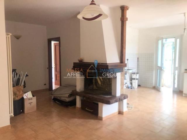Casa in affitto a Cervara, Massa