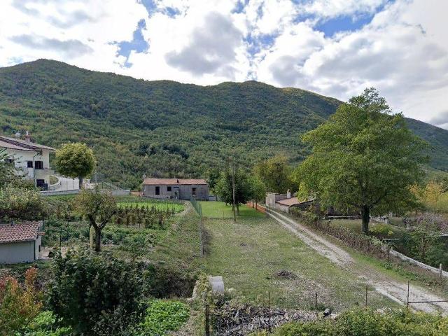 Casa in affitto a Castelpizzuto, Molise