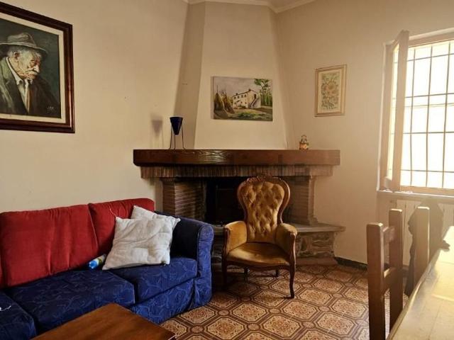 Casa in affitto a Marina di Massa, Marina Di Massa