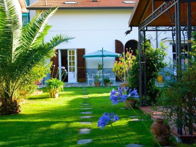 Casa in affitto a Marina di Carrara, Carrara
