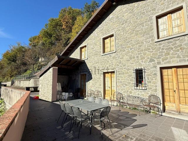 Casa in affitto a Unione di comuni Montana Lunigiana, Comano
