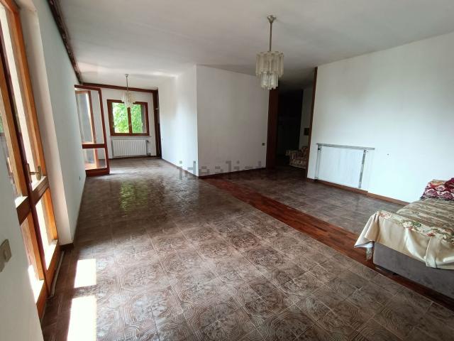 Casa in affitto a Case Pallaroni, Ziano Piacentino