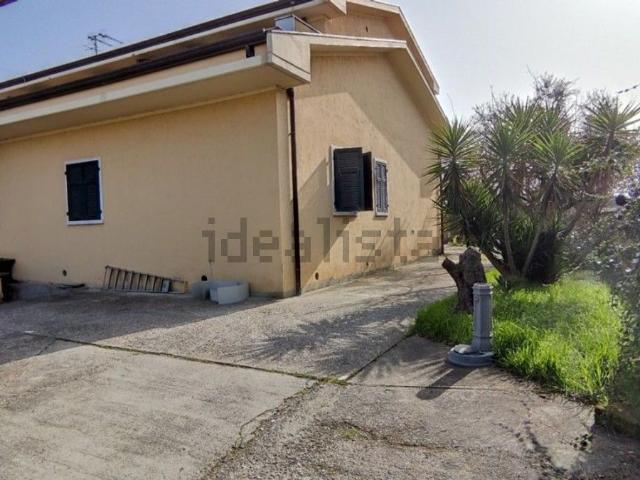 Casa in affitto a La Prada, Carrara