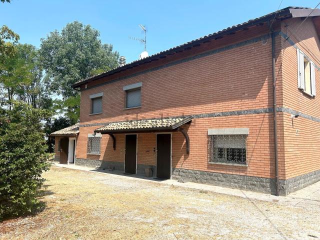 Casa in affitto a Pianura Reggiana, Re
