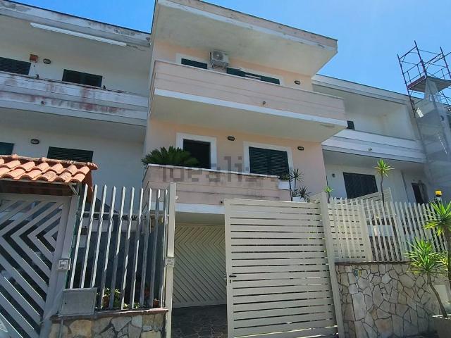 Casa in affitto a Toiano, Pozzuoli