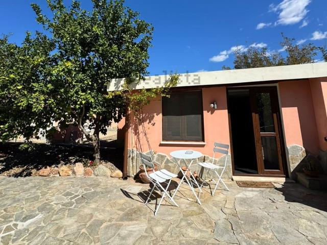 Casa in affitto a Mràxini Arrùbiu/Margine Rosso, Quartu Sant'elena