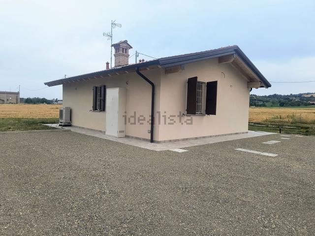Casa in affitto a Unione dei comuni del Distretto Ceramico, Maranello