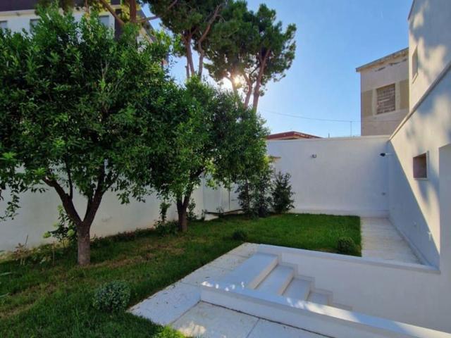 Casa in affitto a Centro, Puglia