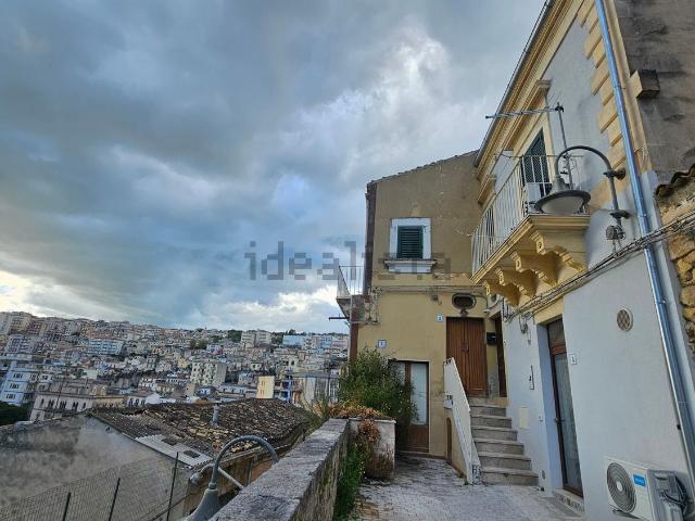 Casa in affitto a Modica Alta, Marina Di Modica