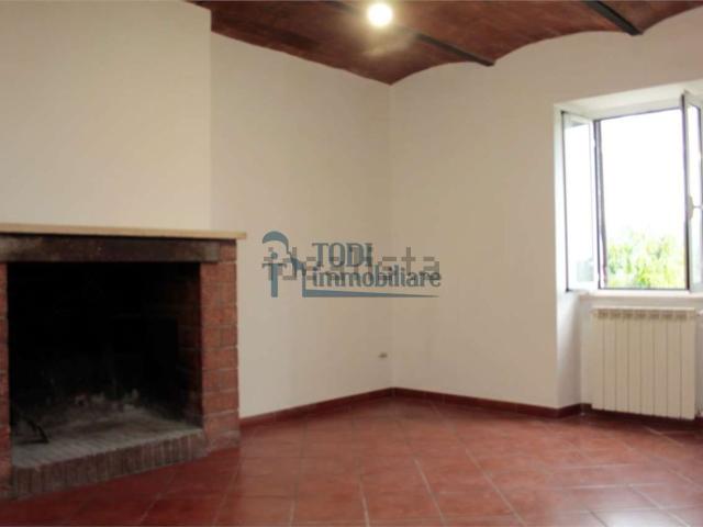Casa in affitto a Izzalini, Umbria