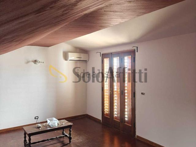 Casa in affitto a Viagrande, Sicilia