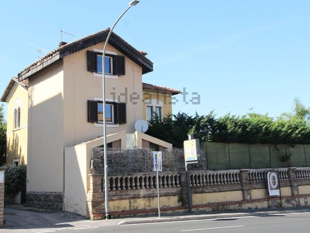 Casa in affitto a Municipio Roma XII, Roma Capitale