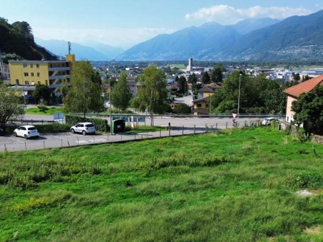 Einfamilienhaus kaufen in Cadenazzo, Tessin
