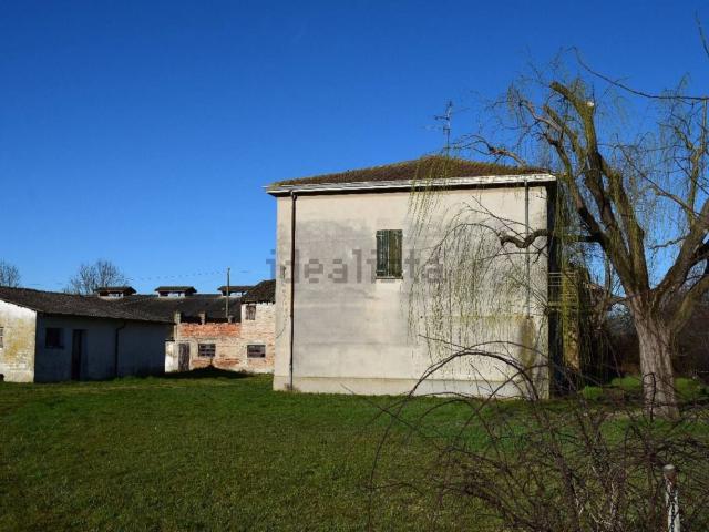 Casa in vendita a Val d’Enza, Re