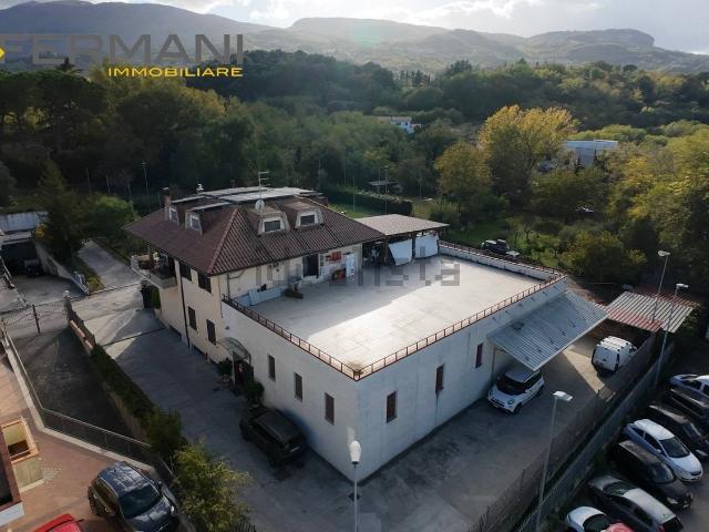 Casa in vendita a Cavignano, Marche