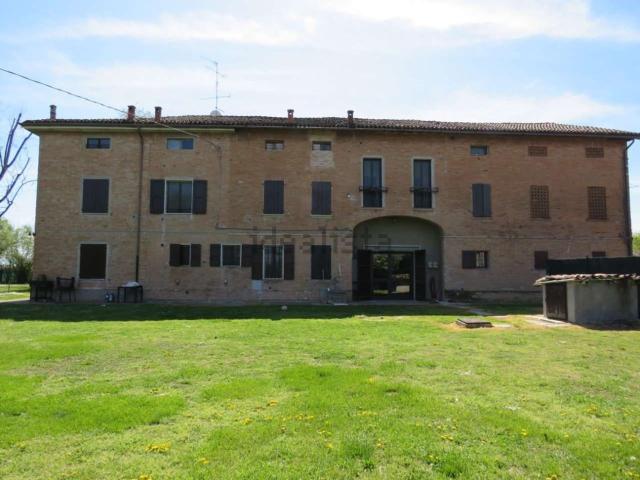 Casa in vendita a Tresinaro - Secchia, Re