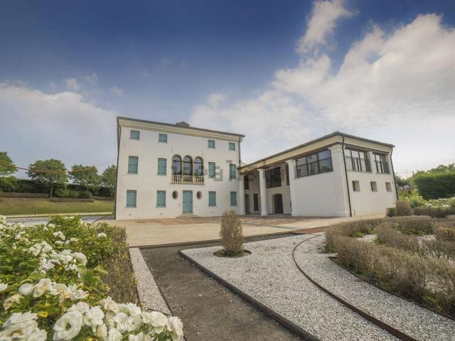 Casa in vendita a Stra, Veneto