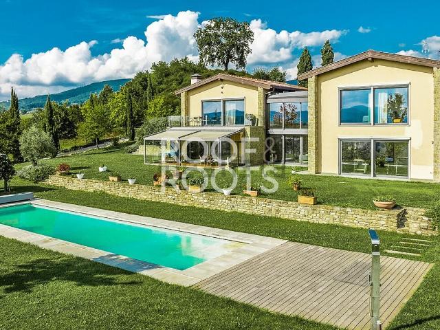 Casa in vendita a Scarperia e San Piero, Scarperia