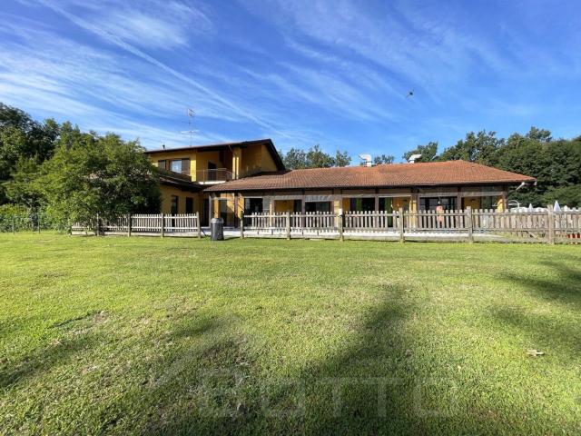 Casa in vendita a Piemonte, Novara