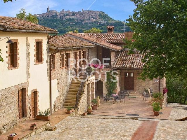Casa in vendita a Izzalini, Umbria