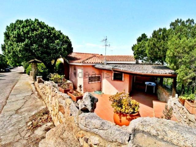 Casa in vendita a Alzachèna/Arzachena, Arzachena