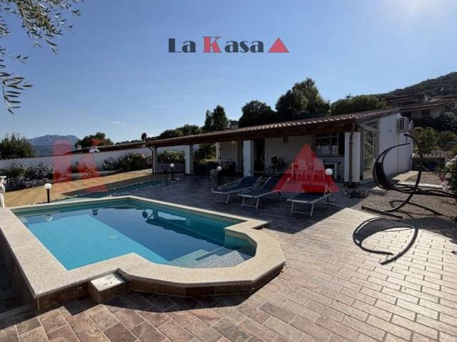 Casa in vendita a Torpè, Sardigna/Sardegna