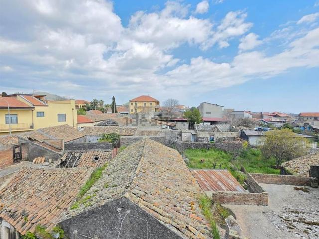 Casa in vendita a Villaggio del Pino, Belpasso