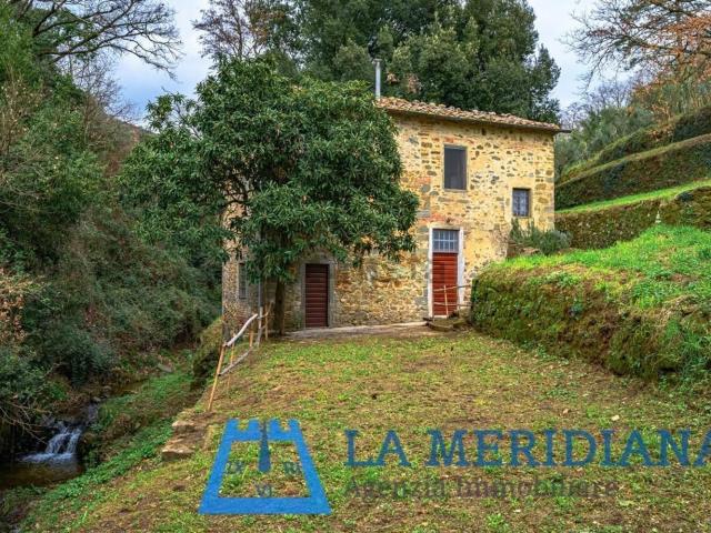 Casa in vendita a Lamporecchio, Toscana
