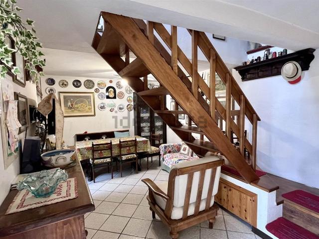 Casa in vendita a Vernio, Ceraio