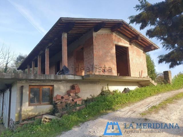 Casa in vendita a Lamporecchio, Toscana