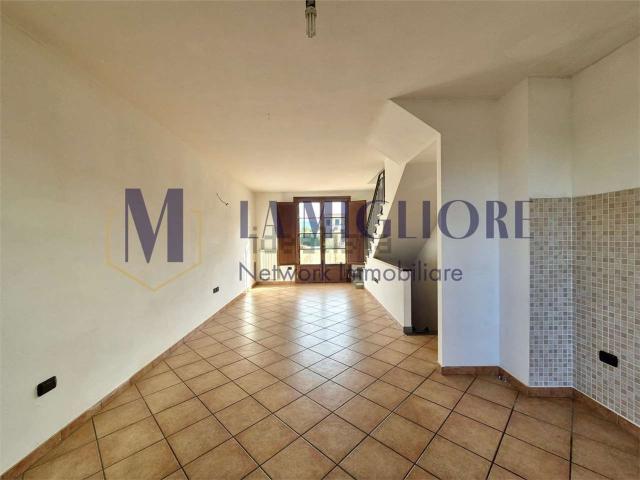 Casa in vendita a Montemurlo, Toscana
