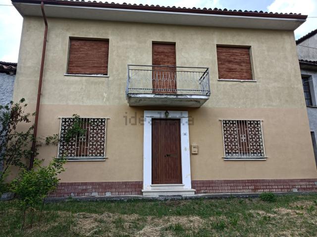 Casa in vendita a Piemonte, Alessandria