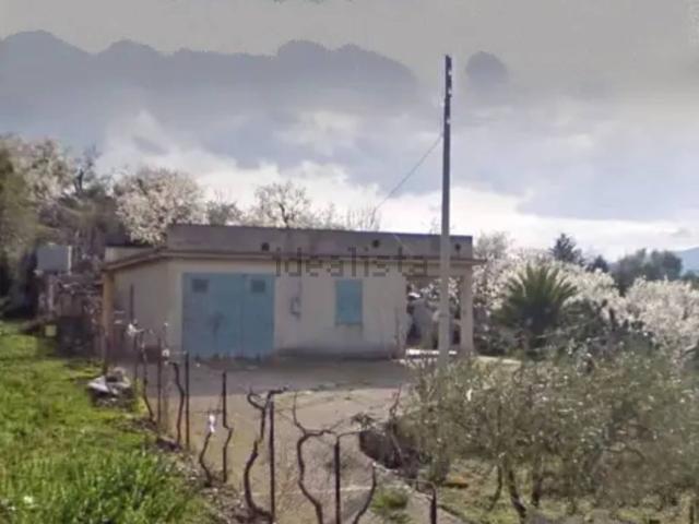 Casa in vendita a Ventimiglia Di Sicilia, Sicilia