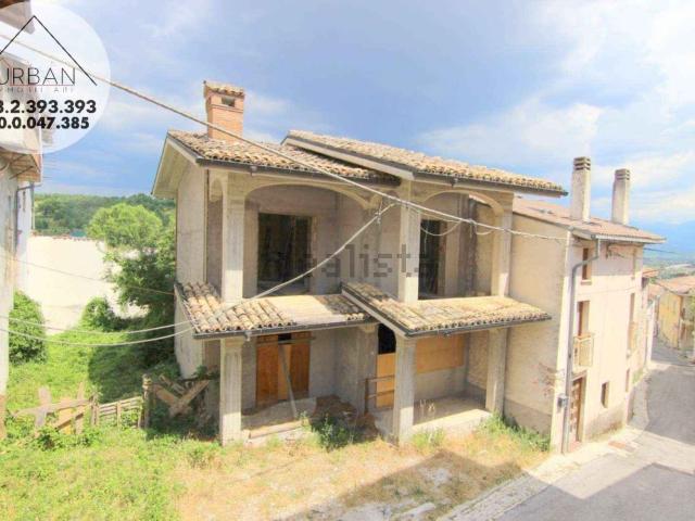 Casa in vendita a Scoppito, Abruzzo