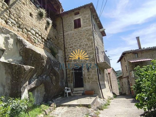 Casa in vendita a Tallacano, Acquasanta Terme