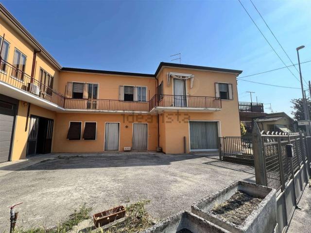 Casa in vendita a Solesino, Veneto