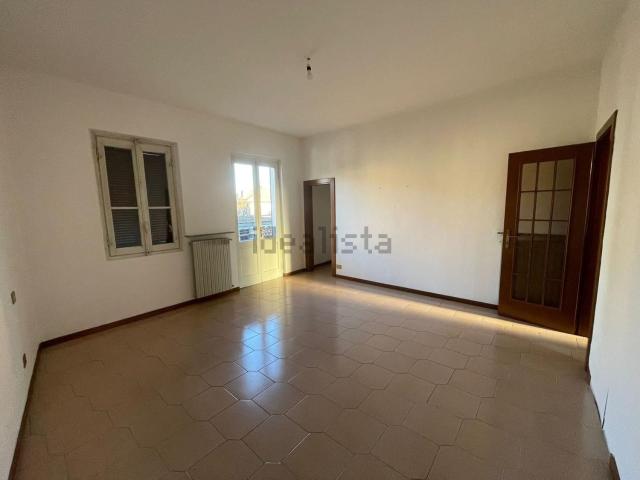 Casa in vendita a Sannazzaro De' Burgondi, Lombardia