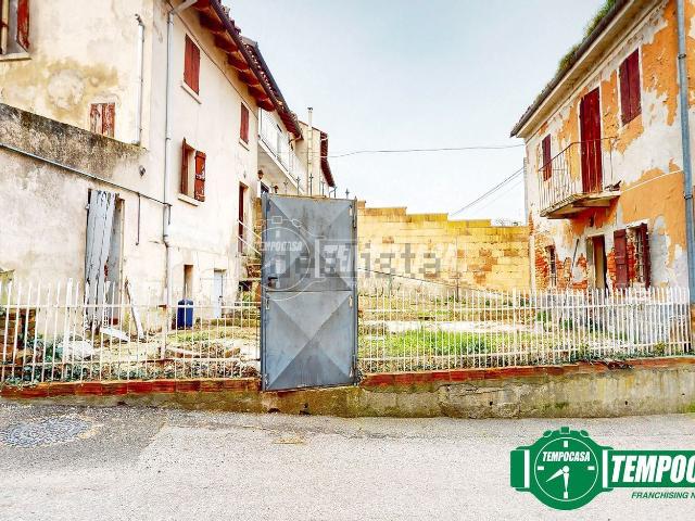 Casa in vendita a Piemonte, Alessandria