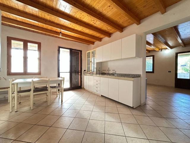 Casa in vendita a Uta, Sardigna/Sardegna
