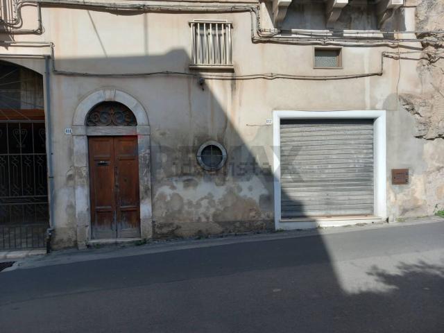 Casa in vendita a Modica Alta, Modica