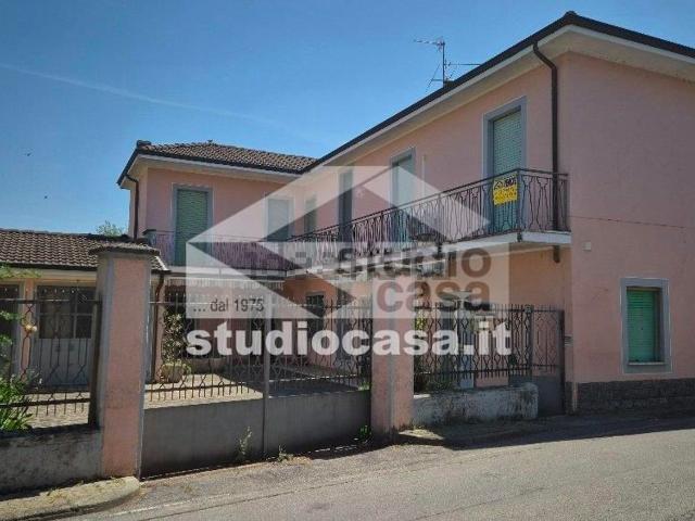 Casa in vendita a Agnadello, Lombardia